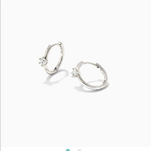 NIB Kendra Scott w/ Emily Travis Jackie Bright Silver Huggie Earrings